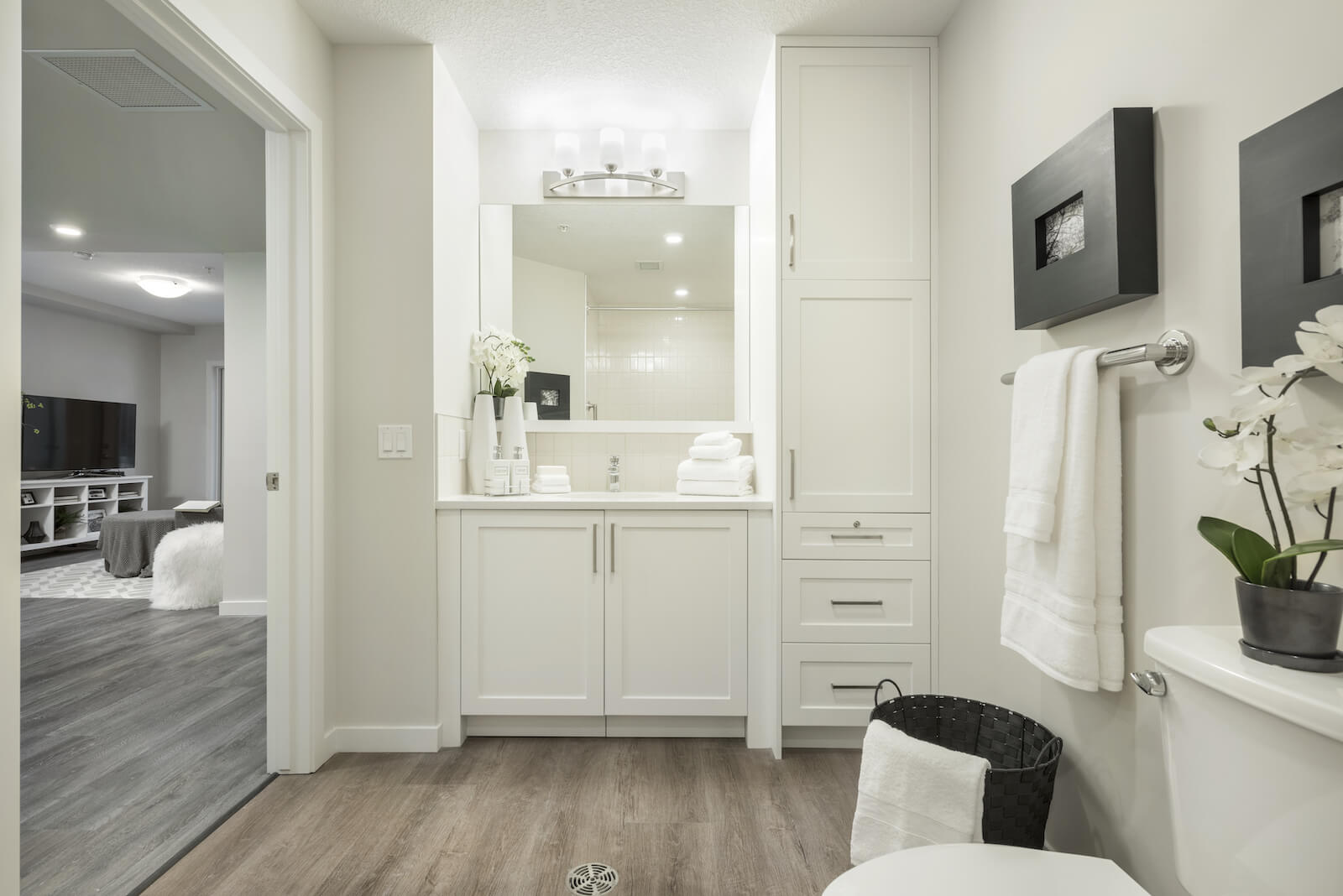 Journey Club Bathroom