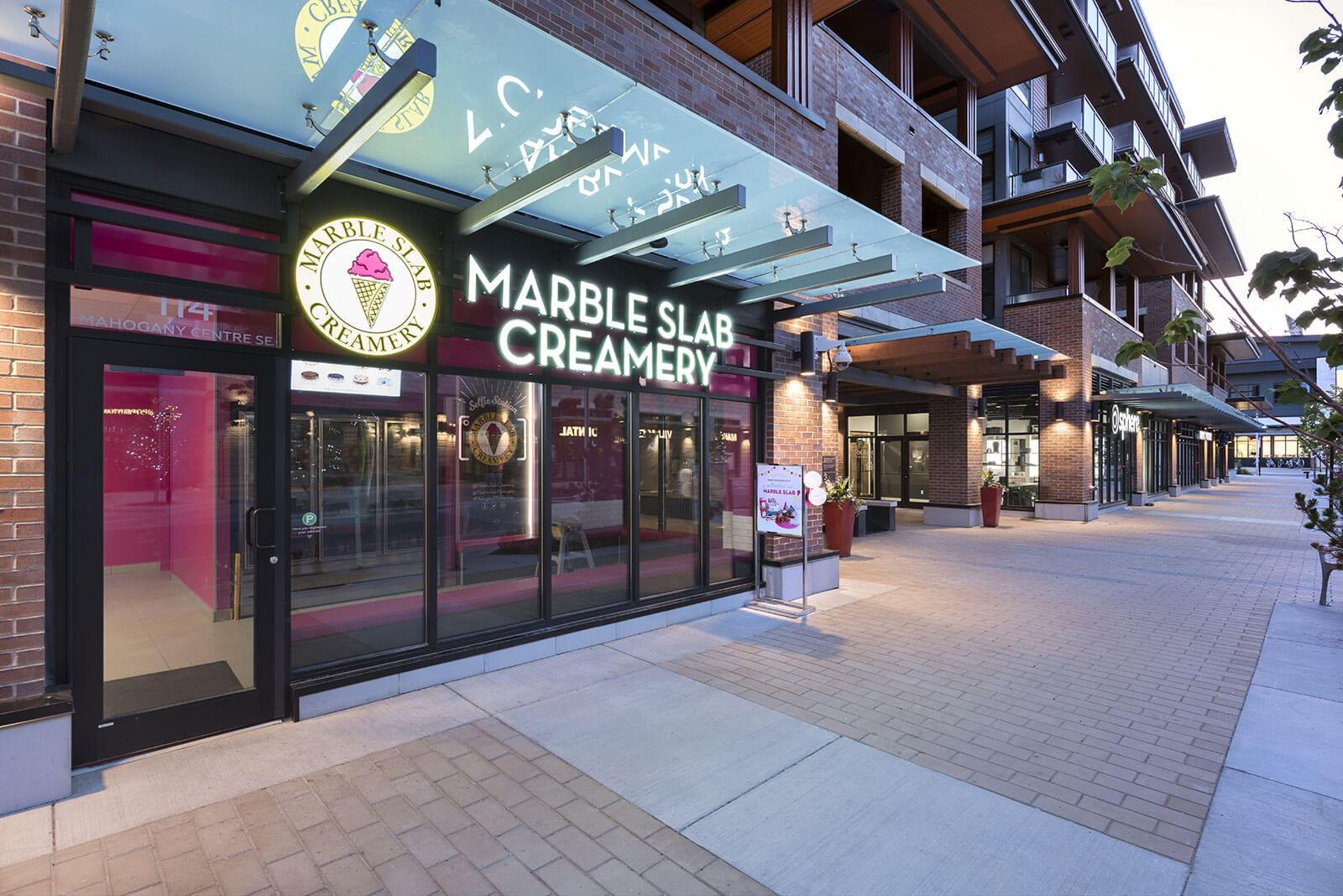 Retail Shops - Marble Slab Creamery 