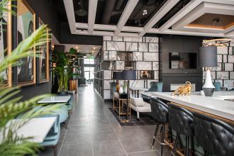 Chairman's Steakhouse Lounge 2