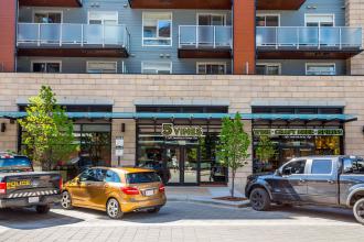 Retail Shops - 5 Vines